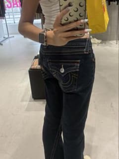 TRUE RELIGION JOEYブーツカットデニム 27インチのサムネイル