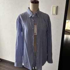 UNIQLOのストライプシャツのサムネイル