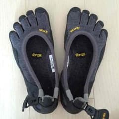 【Vibram】ファイブフィンガーズ バレエシューズ【希少】のサムネイル