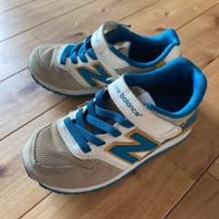 ニューバランス 996 スニーカーのサムネイル