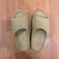 adidas YEEZY SLIDE 24.5センチのサムネイル