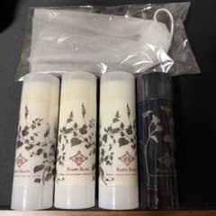 Ruam Ruam HERBAL FRESH SOAP スティック 4本セット Ruam Ruam HERBAL FRESH SOAP スティック 4本セット - メルカリ