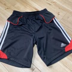 adidas アディダス ハーフパンツのサムネイル
