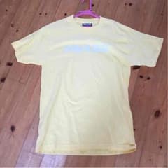 PRIVIREGEのtシャツのサムネイル