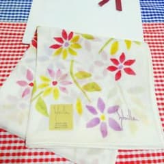 Carrie様専用！シビラ♪大判ハンカチのサムネイル