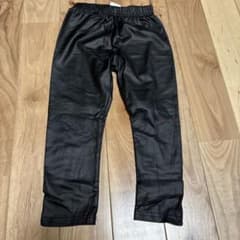 黒 スリムフィット パンツ ゴムウエストのサムネイル
