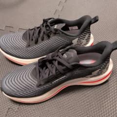 【新品】UNDER ARMOUR ベロシティSPD26.5cmのサムネイル