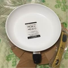 えり様専用♡新品セラフィットフライパン28cmのサムネイル