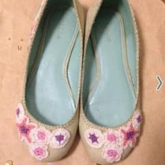 COCUE 刺繍パンプスのサムネイル
