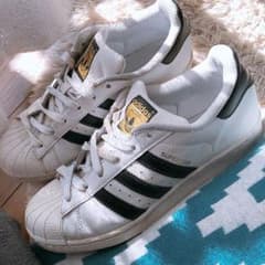 adidas スーパースター スニーカーのサムネイル