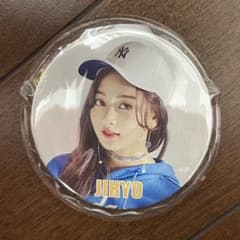 TWICELAND 缶バッチ ジヒョのサムネイル