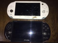 PlayStation®Vita PCH-2000 ジャンク2台のサムネイル