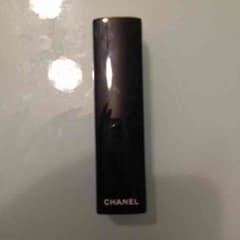 CHANEL 新品！赤リップのサムネイル