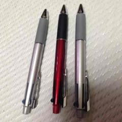 最終値引き 早い者勝ち ジェットストリーム 0.7mm 3本セットのサムネイル