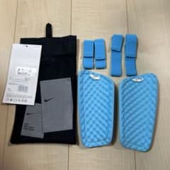 NIKE Mercurial Hard Shell シンガードSサイズのサムネイル