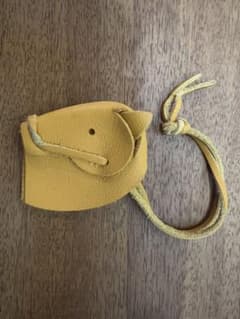 ema ema様専用　エルメス  テットゥドゥシュヴァル　チャームのサムネイル