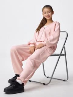 GIRLSパフスウェットカーゴバレルレッグパンツ【GU】のサムネイル