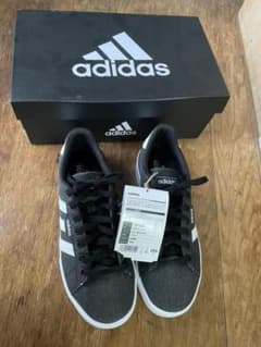 adidas アディダス スニーカーのサムネイル