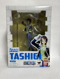ワンピース　TASHIGI たしぎのサムネイル