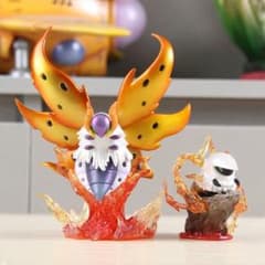 ポケモン ウルガモス メラルバ フィギュア 13cm ガレージキット 色違いのサムネイル