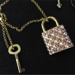 南京錠 キーチャームのサムネイル
