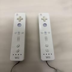 Wii リモコン　ホワイト　２個セット　カバー　ストラップ付き