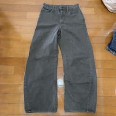 GU バレルレッグジーンズ カーキ Sサイズのサムネイル