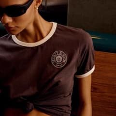 SPORTY & RICH 半袖Tシャツ ブラウンのサムネイル