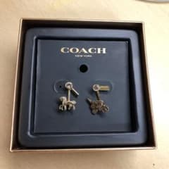 COACH ピアスのサムネイル