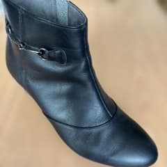 pedala 黒 ショートブーツ バックリボンのサムネイル