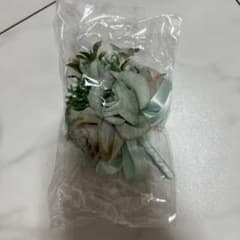 ブートニア、造花のサムネイル