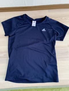 adidas アディダス Tシャツのサムネイル