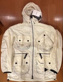 and wander x Barbour ナイロンジャケット ホワイト