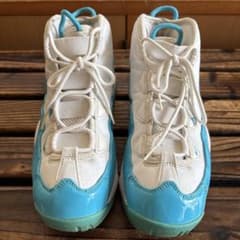 AIR MAX UPTEMPO '95のサムネイル