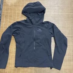 ARC'TERYX ジャケット ブラックのサムネイル