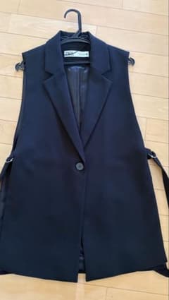 ZARA テーラードベスト ブラックのサムネイル