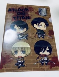 【美品】進撃の巨人クリアファイル2枚セットのサムネイル