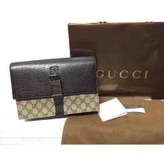 【(￣▽￣)様専用】GUCCI グッチ セカンドバッグ 中古 美品のサムネイル