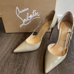 【クリスチャンルブタン】極美品　36.5 ピンヒール　パンプスのサムネイル