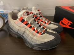 ナイキ エアマックス95 OG ソーラーレッド 2018のサムネイル