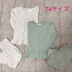 74サイズ　2枚組　パジャマ　H&Mのサムネイル