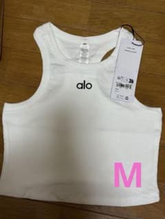 alo 新品未使用ホワイト タンクトップ XSサイズ alo ALO TANK ホワイト Mサイズ - メルカリ