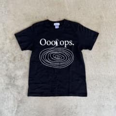 Oooops. プリント Tシャツ ブラックのサムネイル