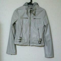 ○maharaja♥様 お取り置き○ 白　ライダースジャケットのサムネイル