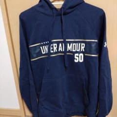 UNDER ARMOUR ネイビー パーカー