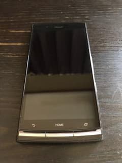 au URBANO V02 KYV34のサムネイル