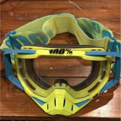 100パーセント ゴーグルのサムネイル