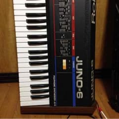 シンセサイザー Roland Juno-6(ハードケース付き)のサムネイル