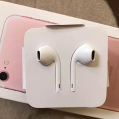 iPhon7 イヤホン 変換アダプタ 正規品のサムネイル