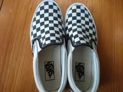 VANS チェック柄スリッポン（黒×白）24.0cmのサムネイル